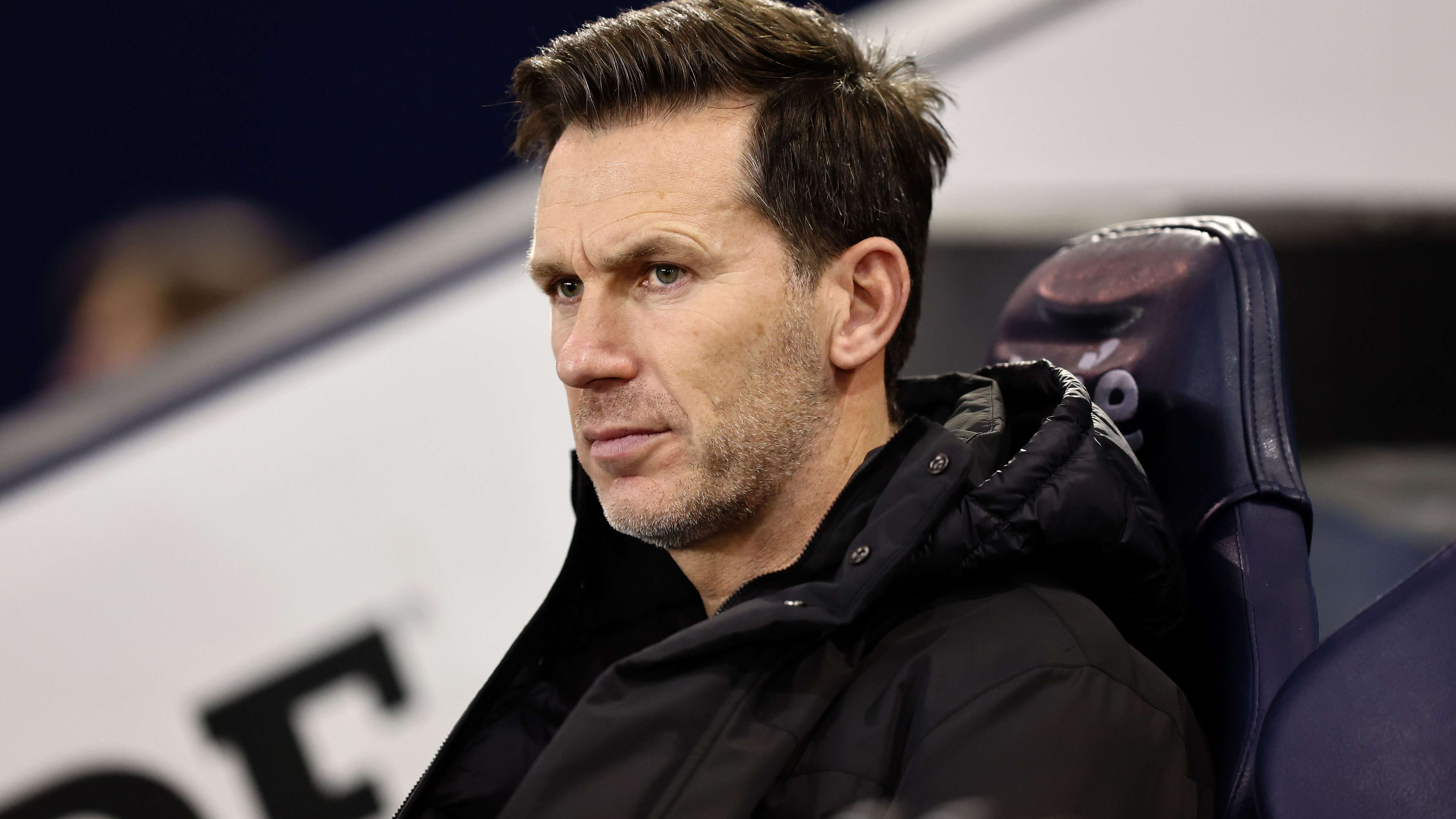 的后卫组成 的后卫组成